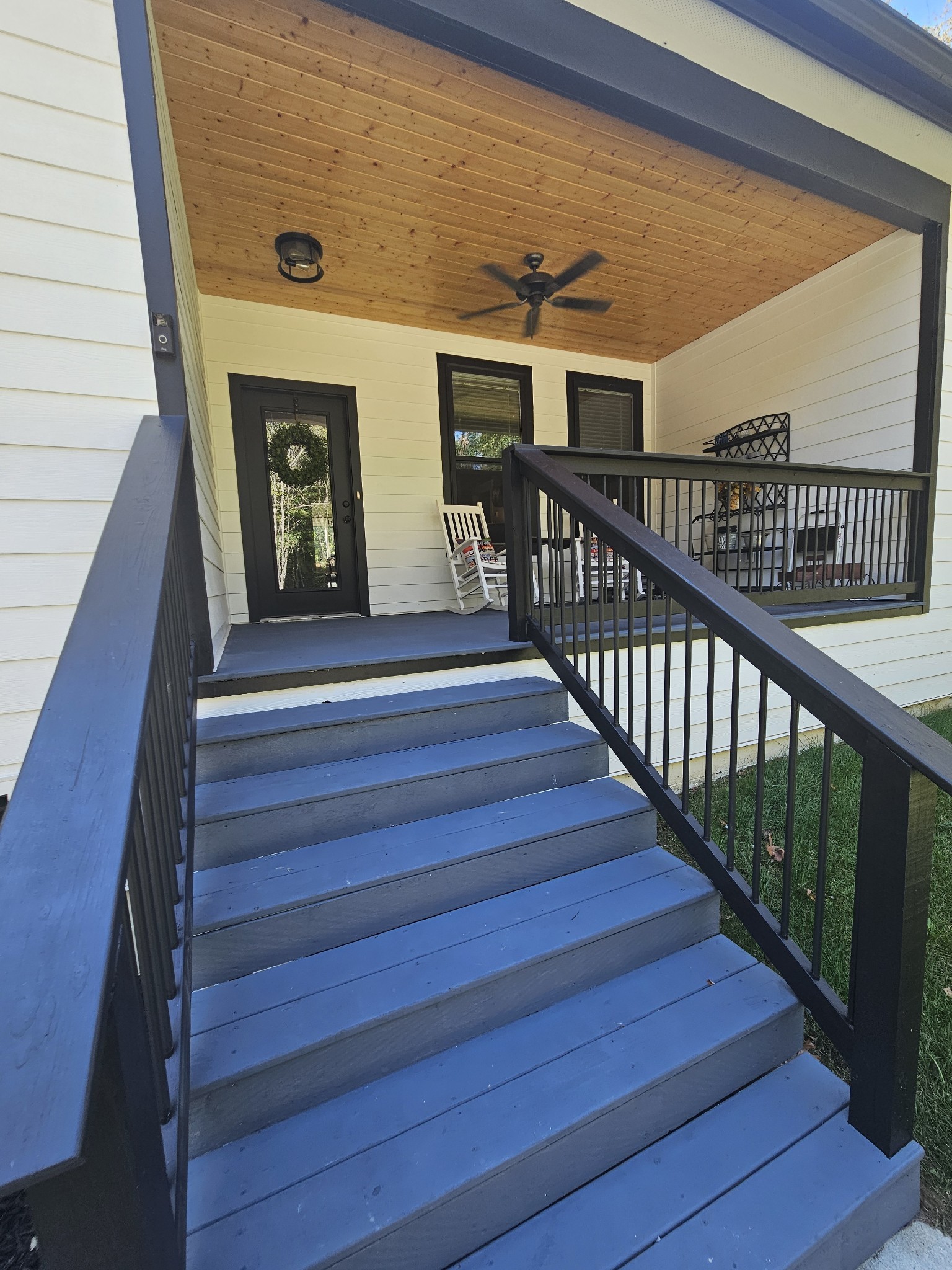 425 Buck Graves Road Westmoreland, TN 37186 - Photo 2 of 56