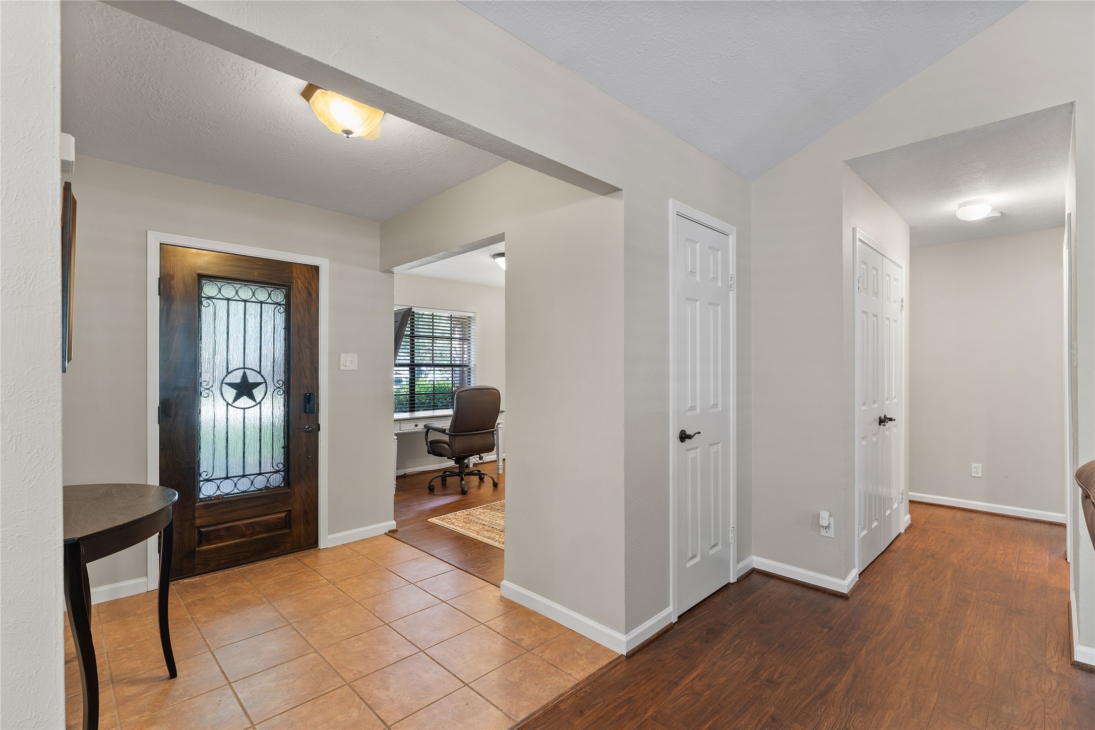 267 East Rainbow Ridge Circle Spring, TX 77381 - Photo 5 of 47