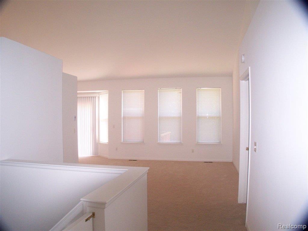70 Eagle Ridge Road Lake Orion, MI 48360 - Photo 4 of 17 view of living room from foyer.j