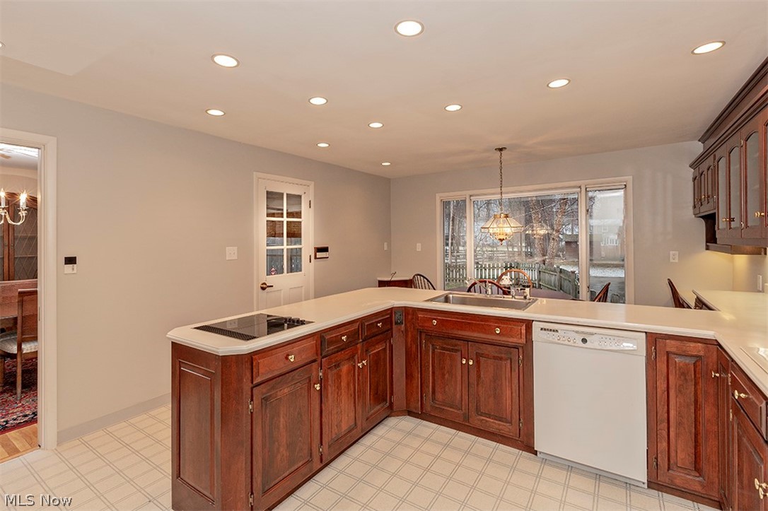 4948 Countryside Road Lyndhurst, OH 44124 - Photo 11 of 26