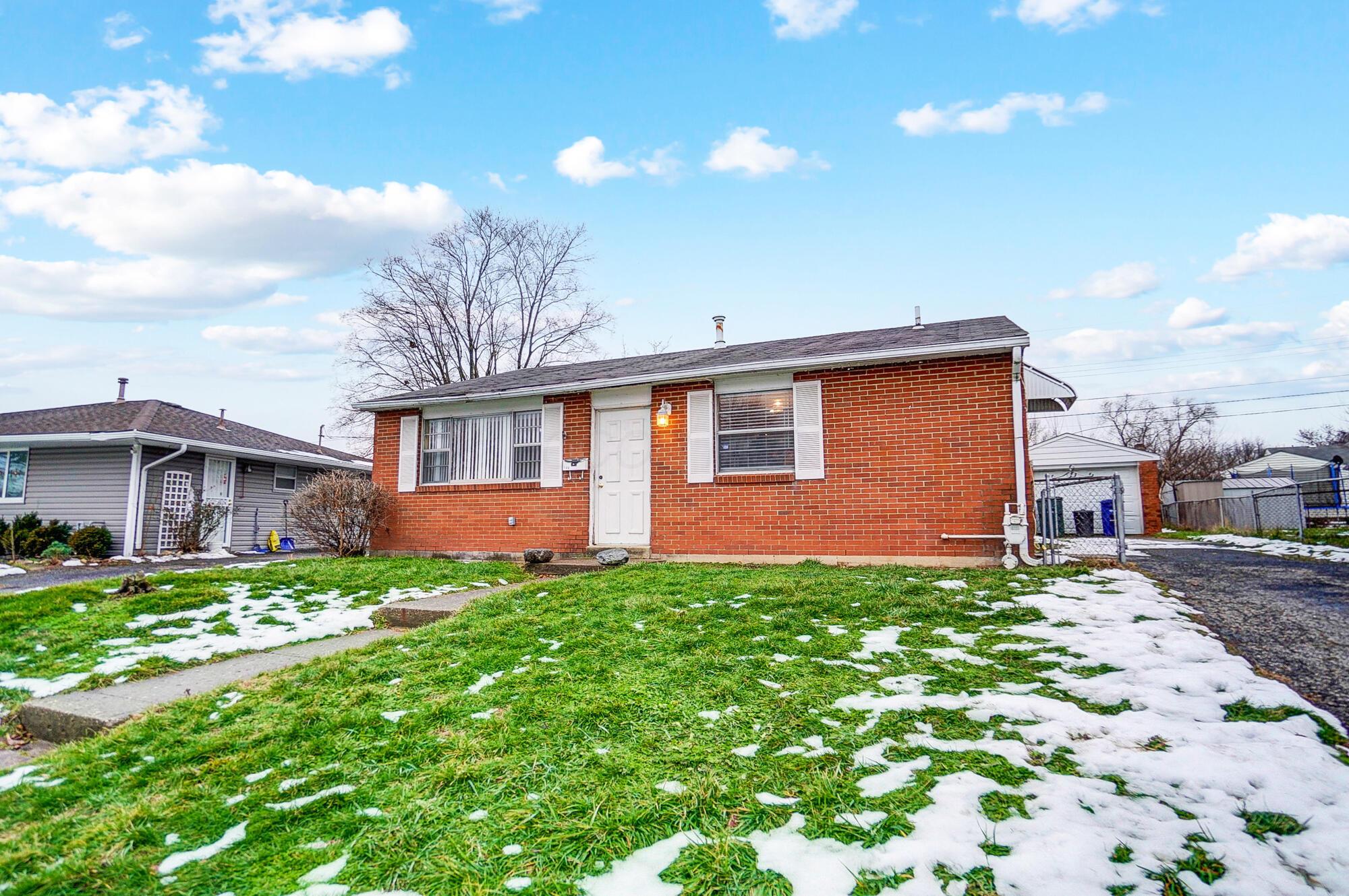 144 Calahan Road Columbus, OH 43207 - Photo 2 of 41 003