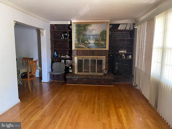 $390,000 | 120 Hedgewick Drive, Newark, DE 19702