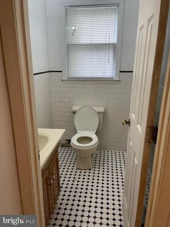 $390,000 | 120 Hedgewick Drive, Newark, DE 19702
