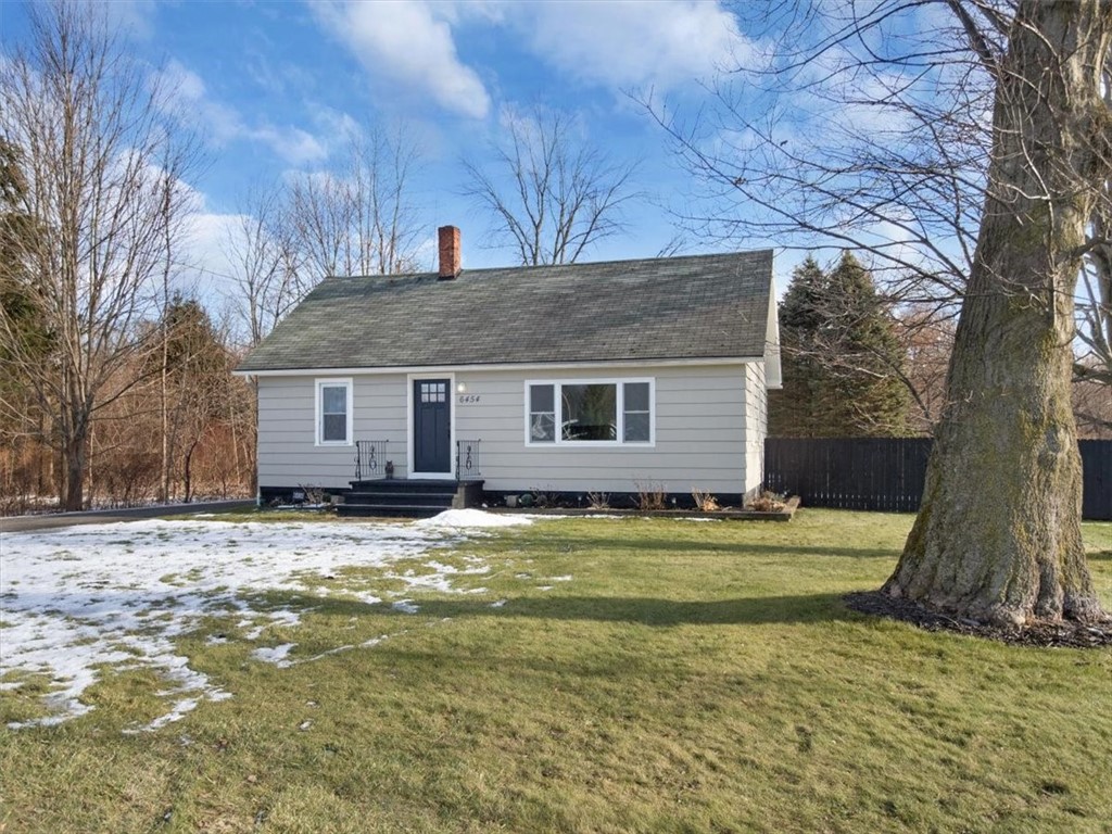 6454 Furnace Road Ontario, NY 14519 - Photo 3 of 47