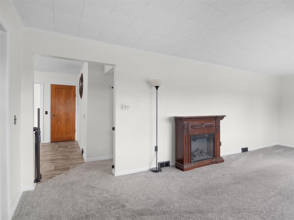 6454 Furnace Road Ontario, NY 14519 - Photo 6 of 47