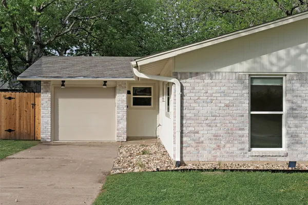 $3,150 | 404 Arbor Lane, Austin, TX 78745