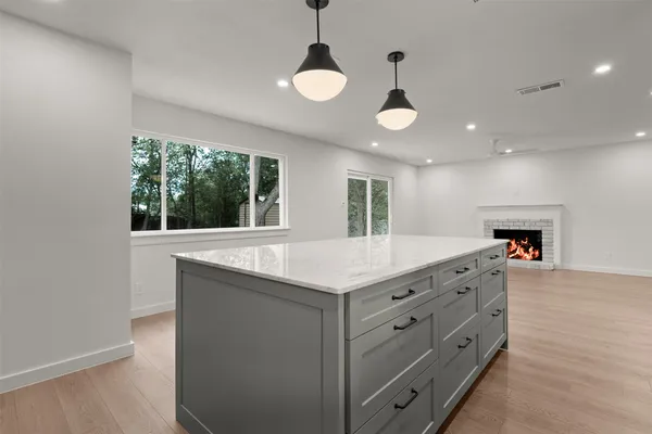 $3,150 | 404 Arbor Lane, Austin, TX 78745