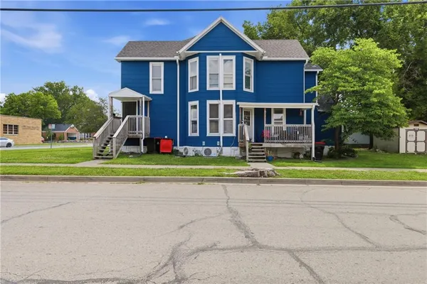 $300,000 | 200 East Gay Street, Warrensburg, MO 64093
