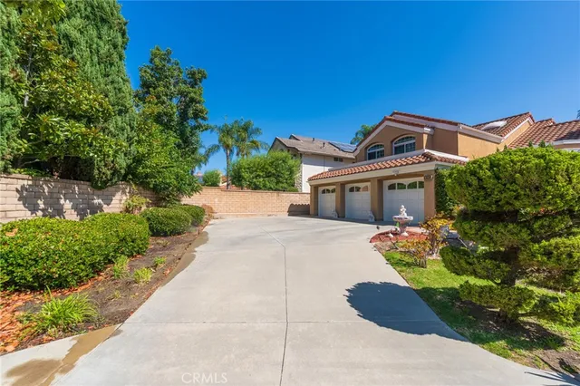 a view of a house with a outdoor space