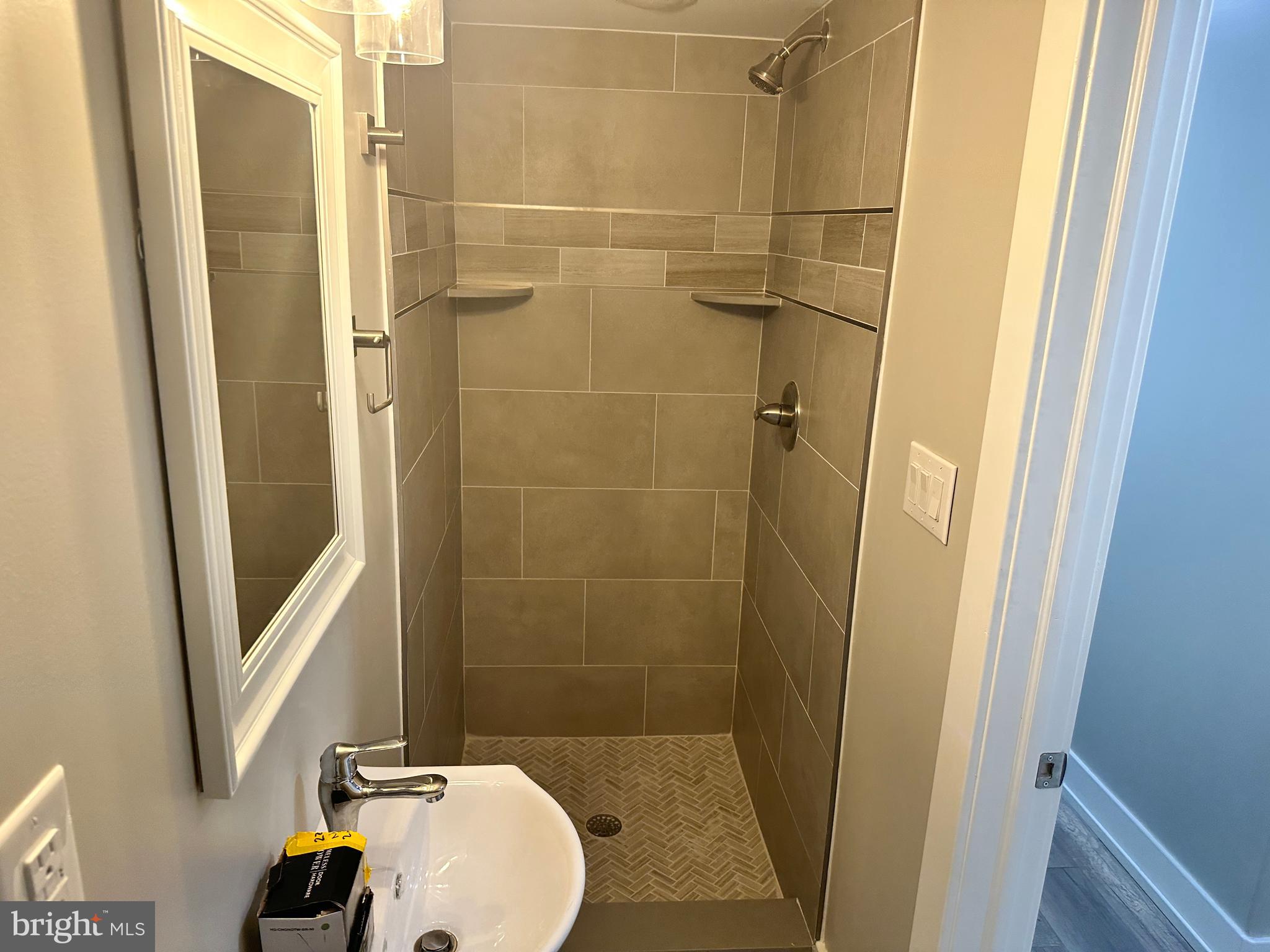 2240 North 2nd Street, Unit 3 Philadelphia, PA 19133 - Photo 9 of 20
