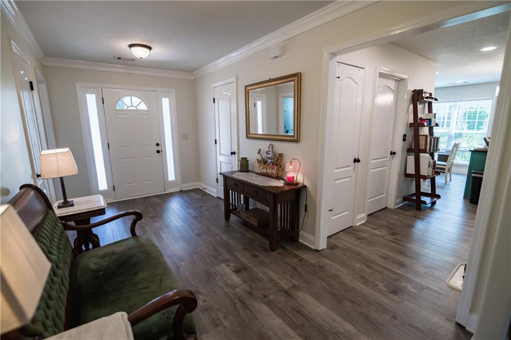 535 Embassy Walk Winder, GA 30680 - Photo 6 of 46