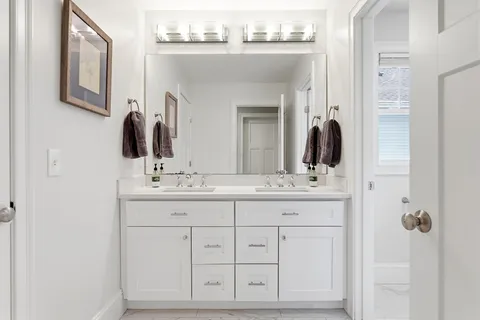 $945,000 | 33 Charles Street, Unit 33, Watertown, MA 02472