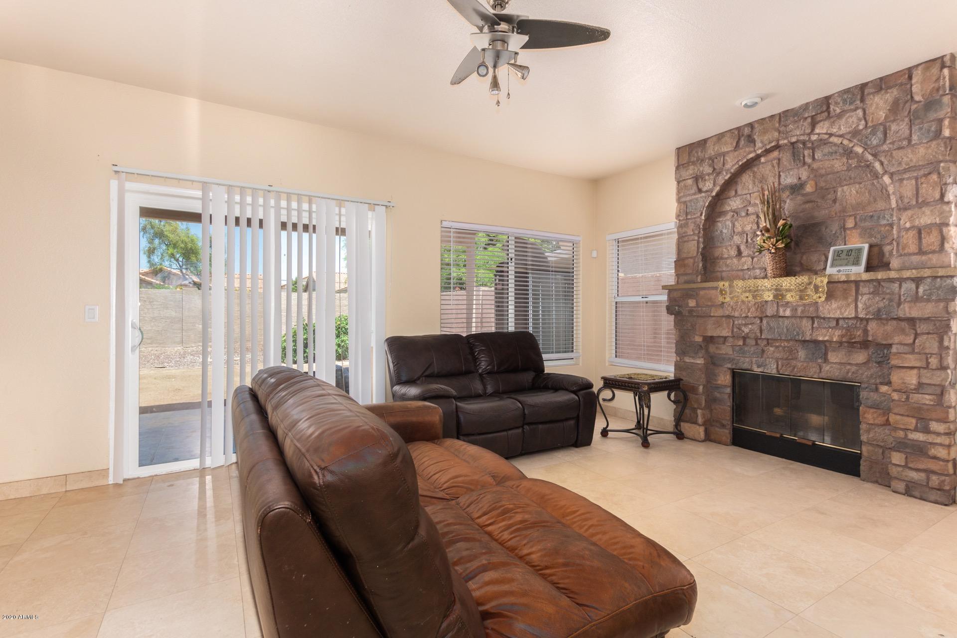 1230 East St John Road Phoenix, AZ 85022 - Photo 11 of 42 St John (29)