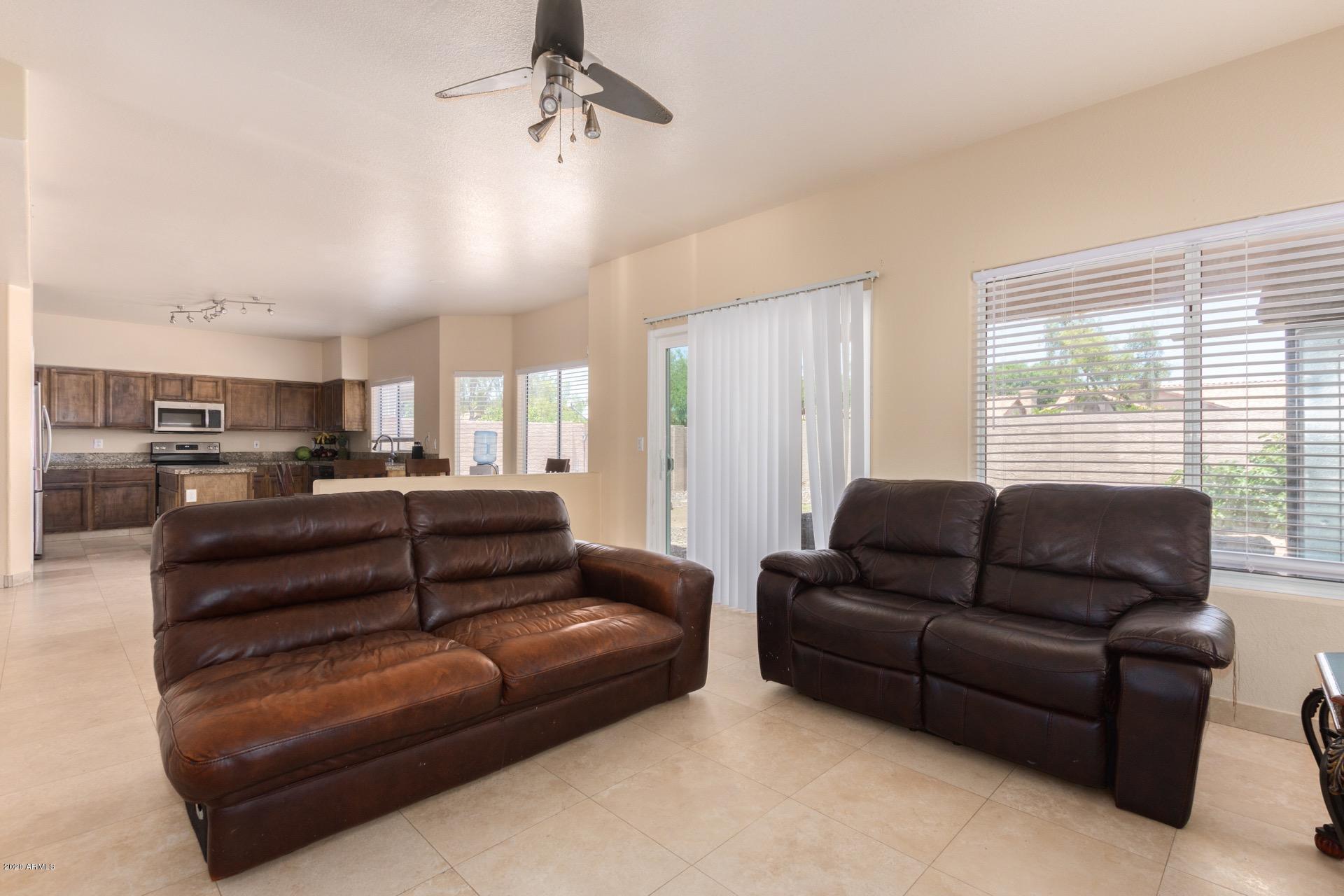 1230 East St John Road Phoenix, AZ 85022 - Photo 13 of 42 St John (31)