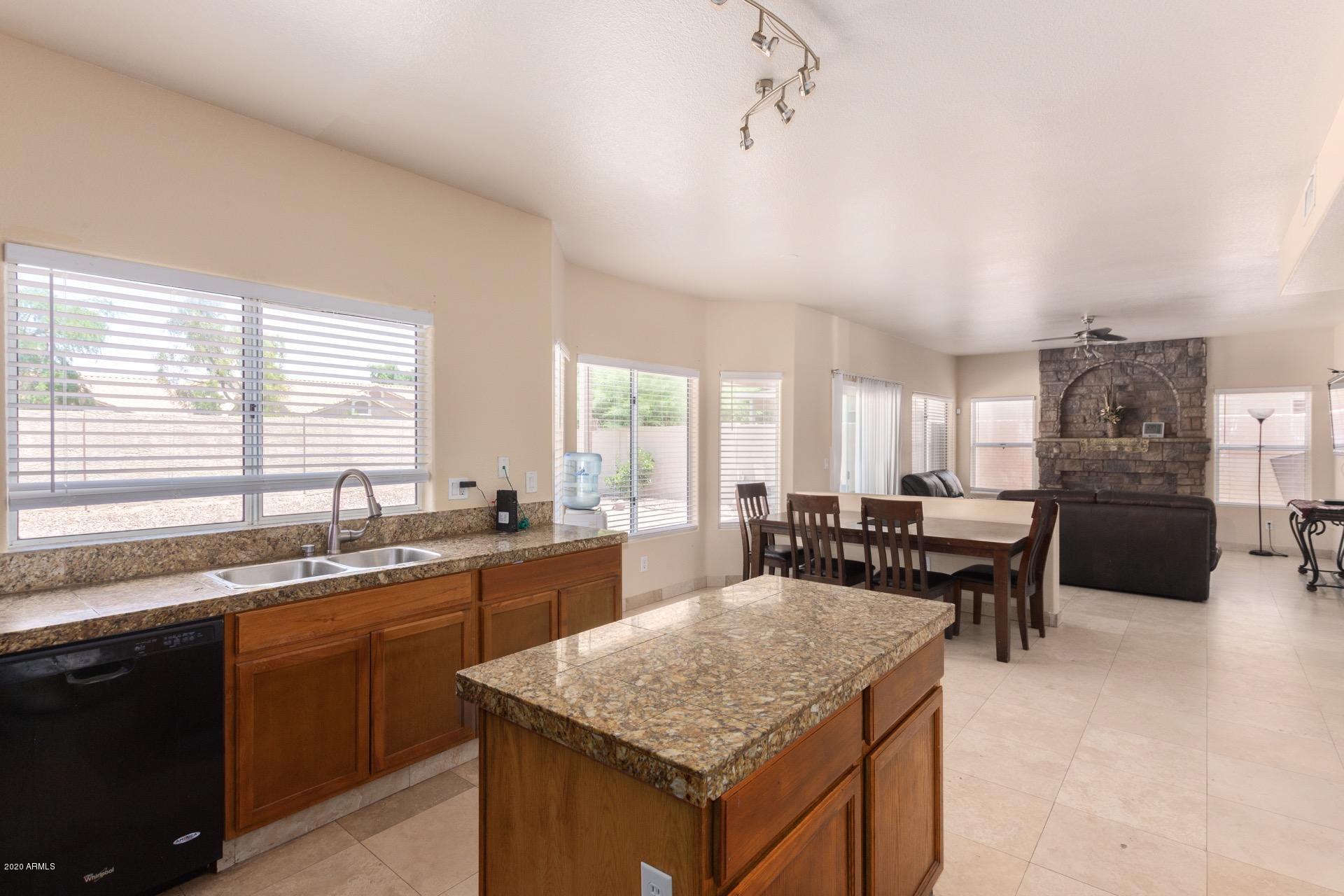 1230 East St John Road Phoenix, AZ 85022 - Photo 15 of 42 St John (25)