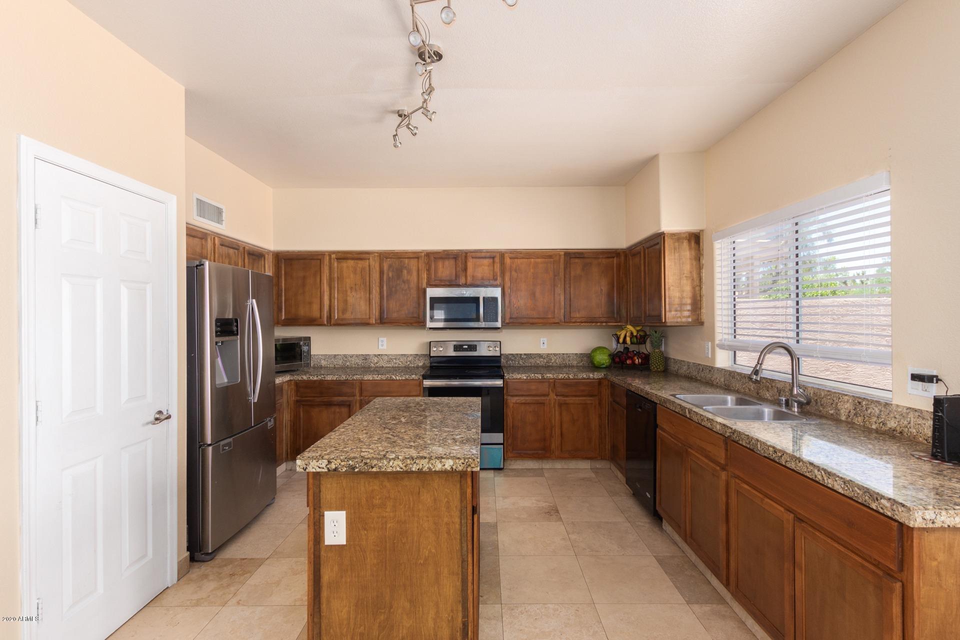 1230 East St John Road Phoenix, AZ 85022 - Photo 18 of 42 St John (26)