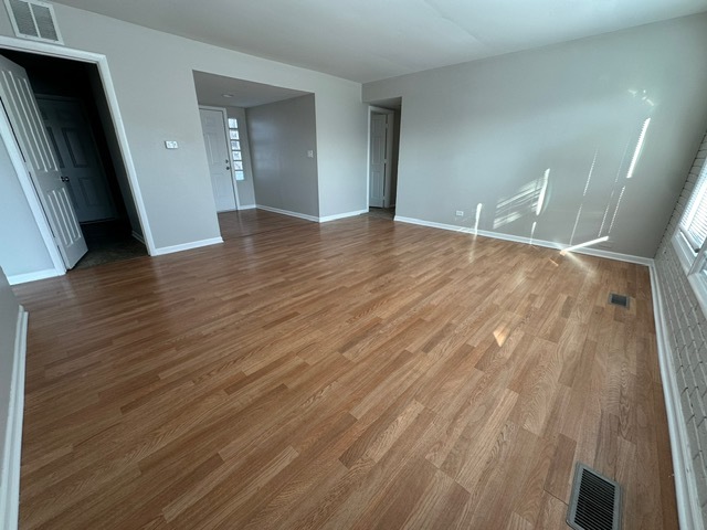 116 Delaware Drive Bolingbrook, IL 60440 - Photo 2 of 15