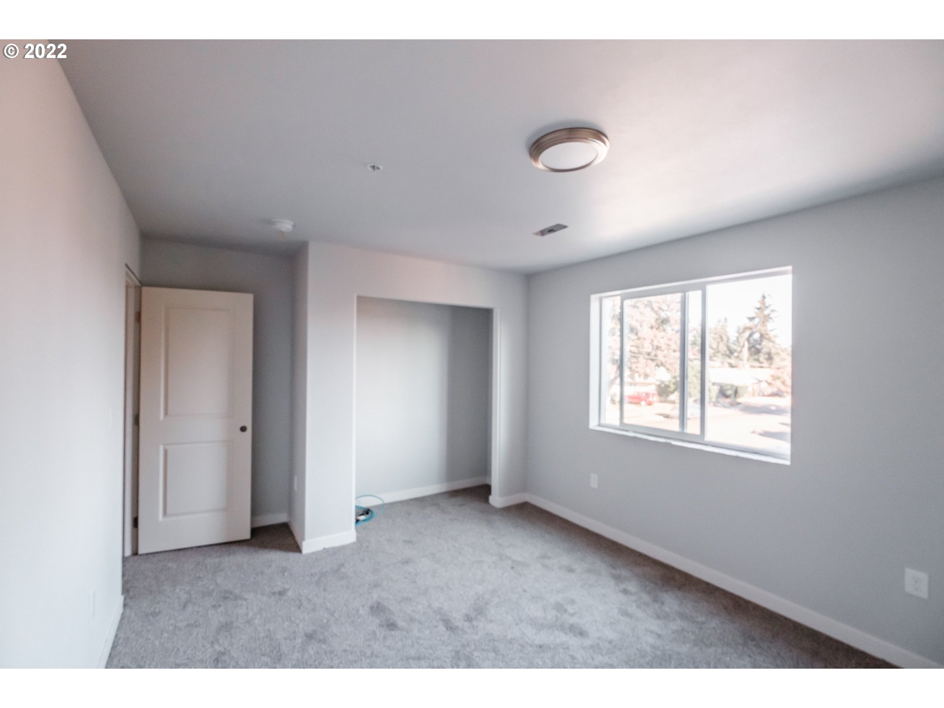 1671 Cooper Street Lebanon, OR 97355 - Photo 28 of 32 a view of an empty room with a window