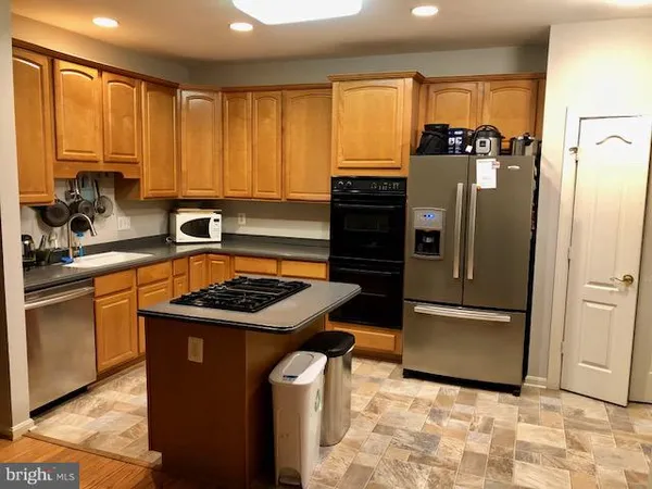 $3,900 | 2849 Laura Gae Circle, Vienna, VA 22180