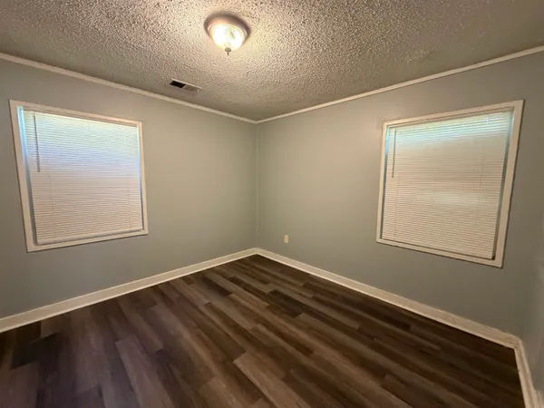$1,050 | 1300 Robin Hood Lane, Memphis, TN 38111