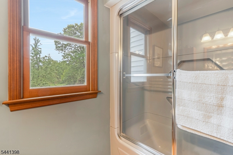 19 Renfro Road Somerset, NJ 08873 - Photo 31 of 45