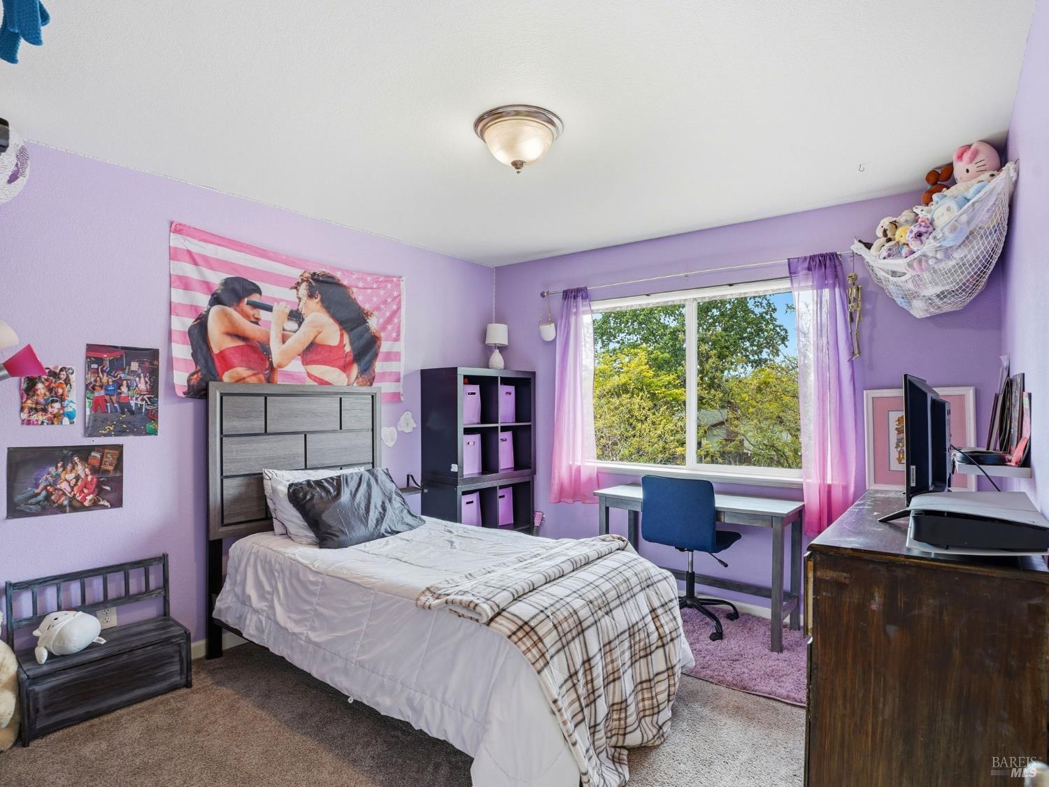 2787 Royal Oak Place Santa Rosa, CA 95403 - Photo 25 of 37 First bedroom to the right upstairs