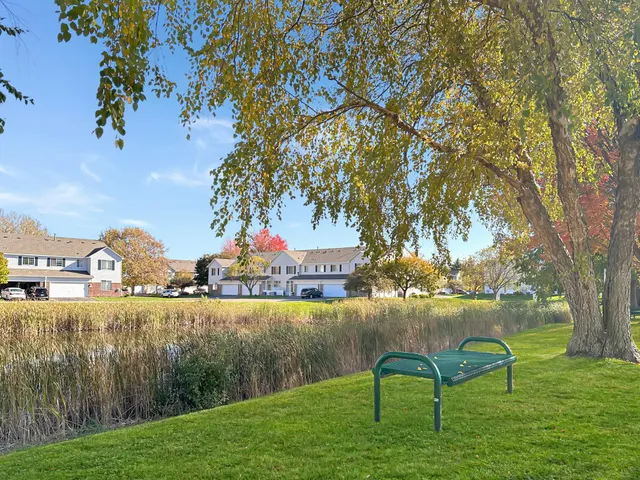 $2,295 | 1556 Chartreux Avenue, Shakopee, MN 55379