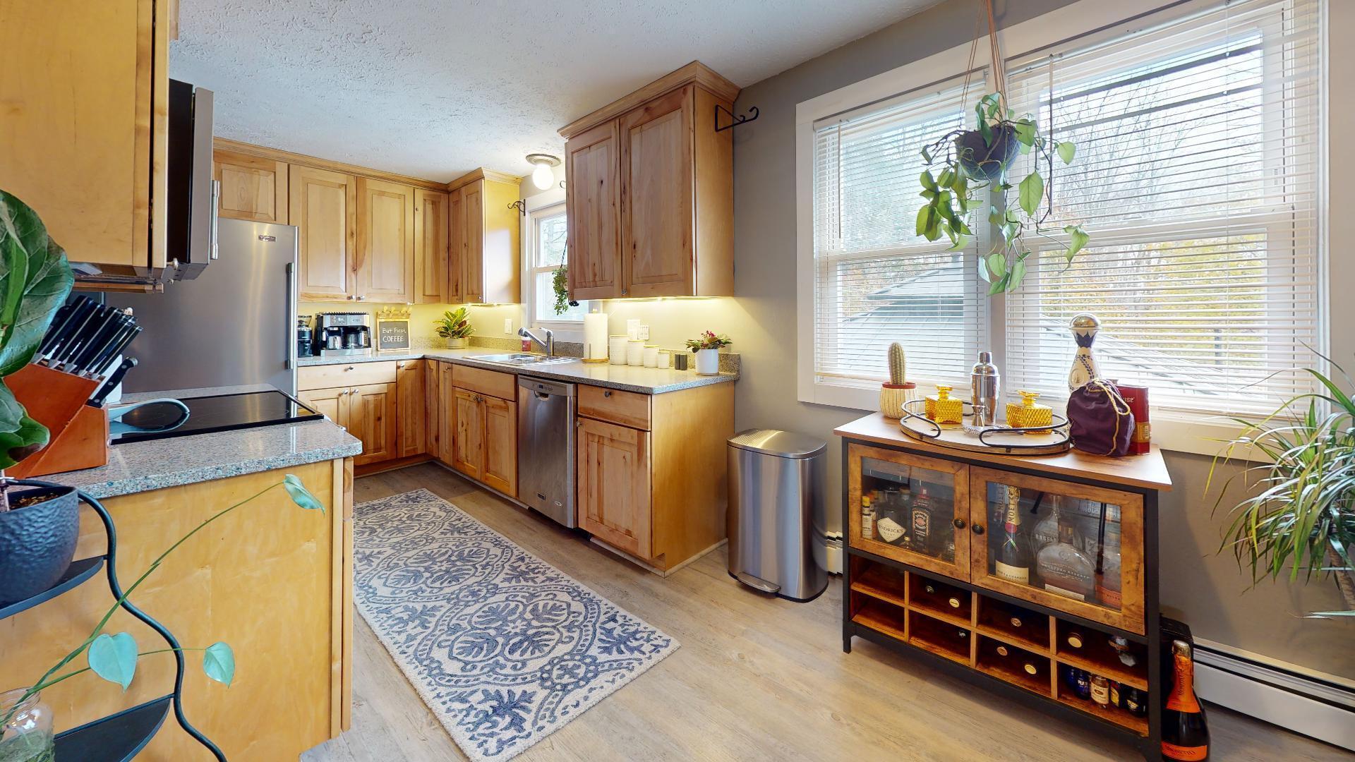 60 Constitution Drive Westbrook, ME 04092 - Photo 13 of 44 Kitchen