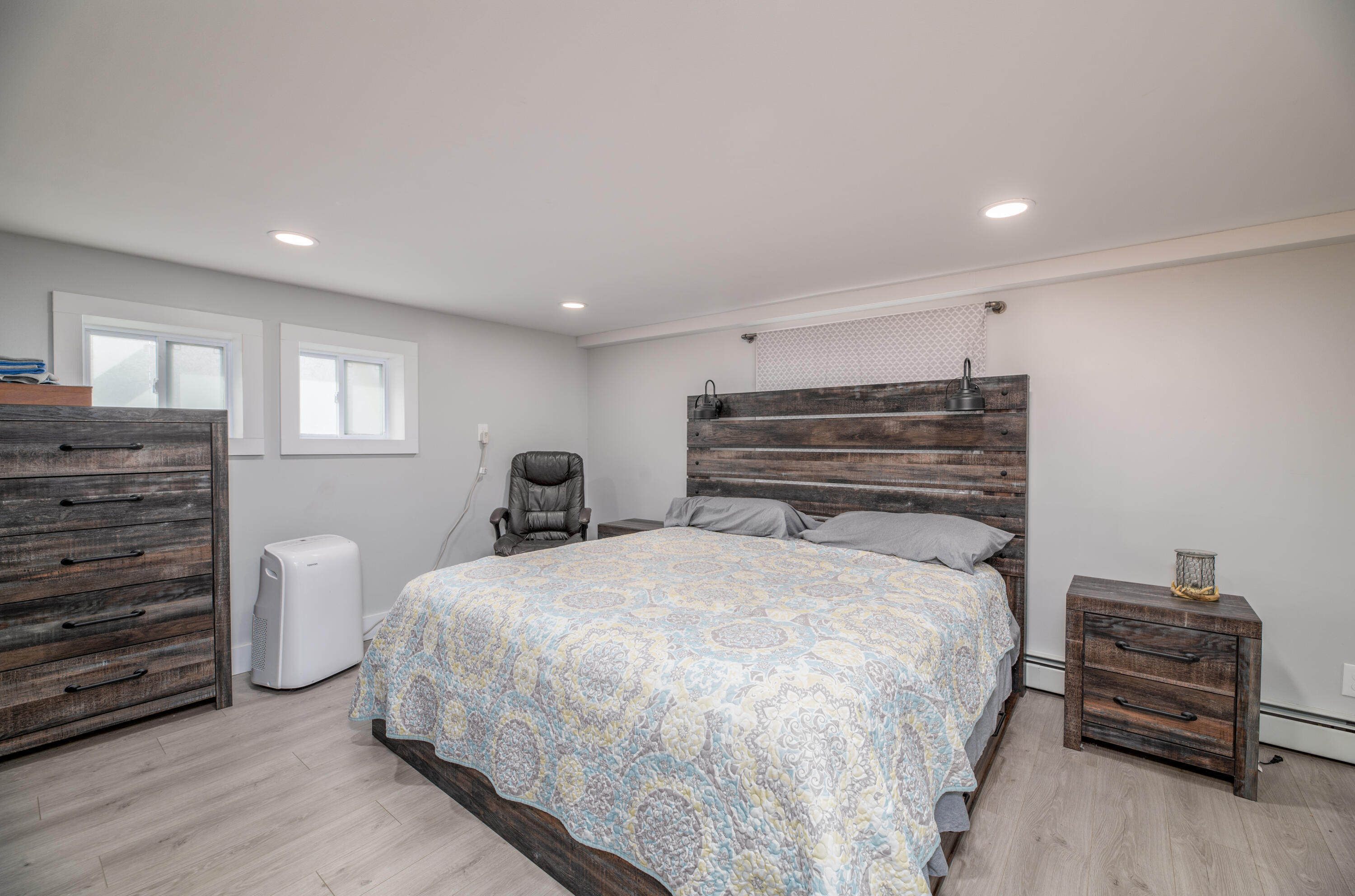 324 Hanson Road South China, ME 04358 - Photo 22 of 34 Interior9