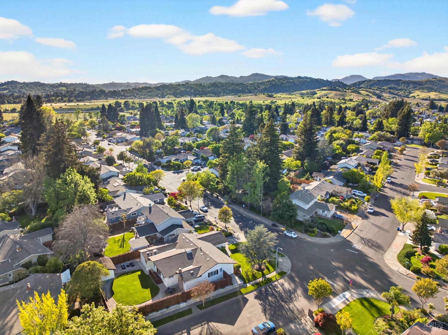 2447 Rigdon Street Napa, CA 94558 - Photo 78 of 79 an aerial view of lake and mountain view