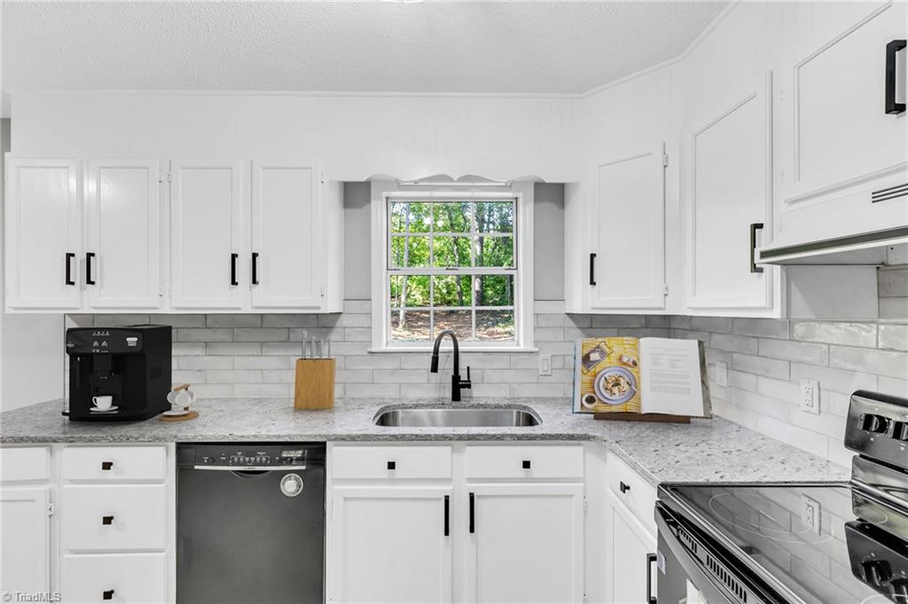 4055 Langden Road Winston-Salem, NC 27107 - Photo 7 of 33 Gallery Image 7