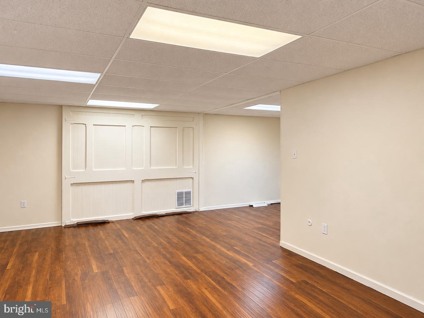 31 Hewett Road Wyncote, PA 19095 - Photo 17 of 25 Gallery Image 17
