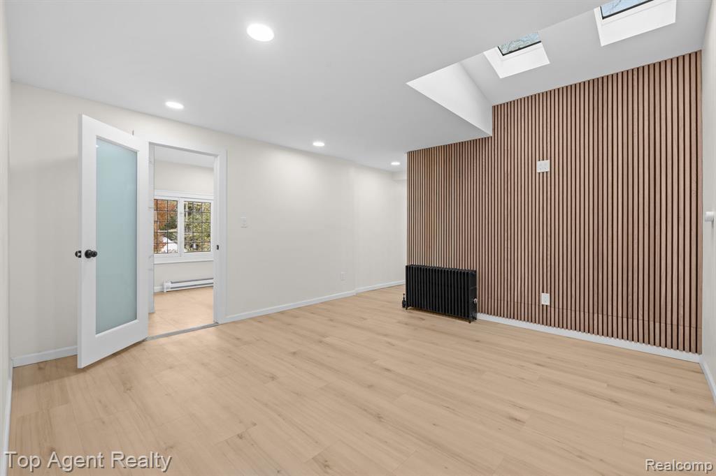 784 Barrington Road Grosse Pointe Park, MI 48230 - Photo 32 of 58