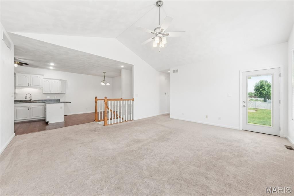 85 Chase Way Highland, IL 62249 - Photo 8 of 44