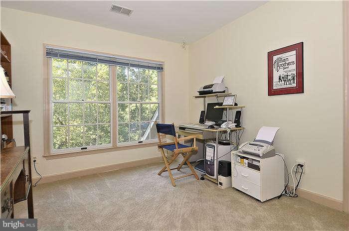 1723 Besley Road Vienna, VA 22182 - Photo 20 of 28 Bedroom