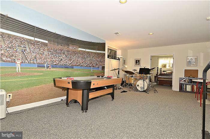 1723 Besley Road Vienna, VA 22182 - Photo 24 of 28 Interior (General)