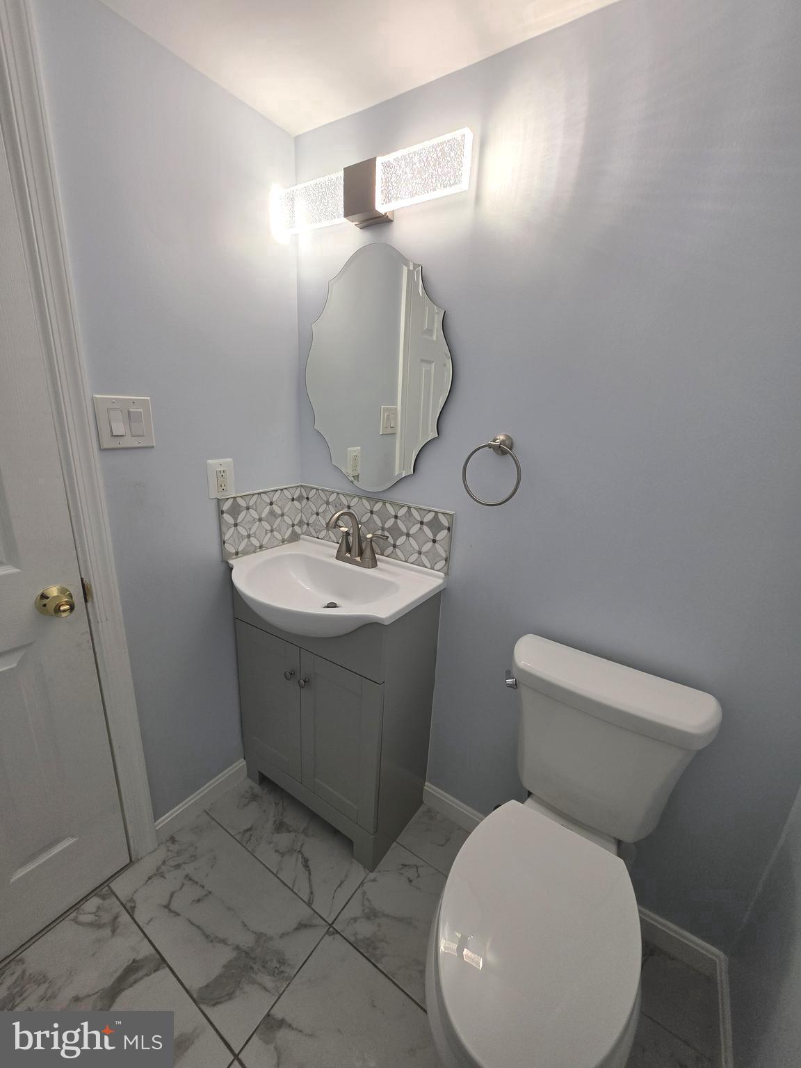 13462 Keytone Road Woodbridge, VA 22193 - Photo 3 of 38