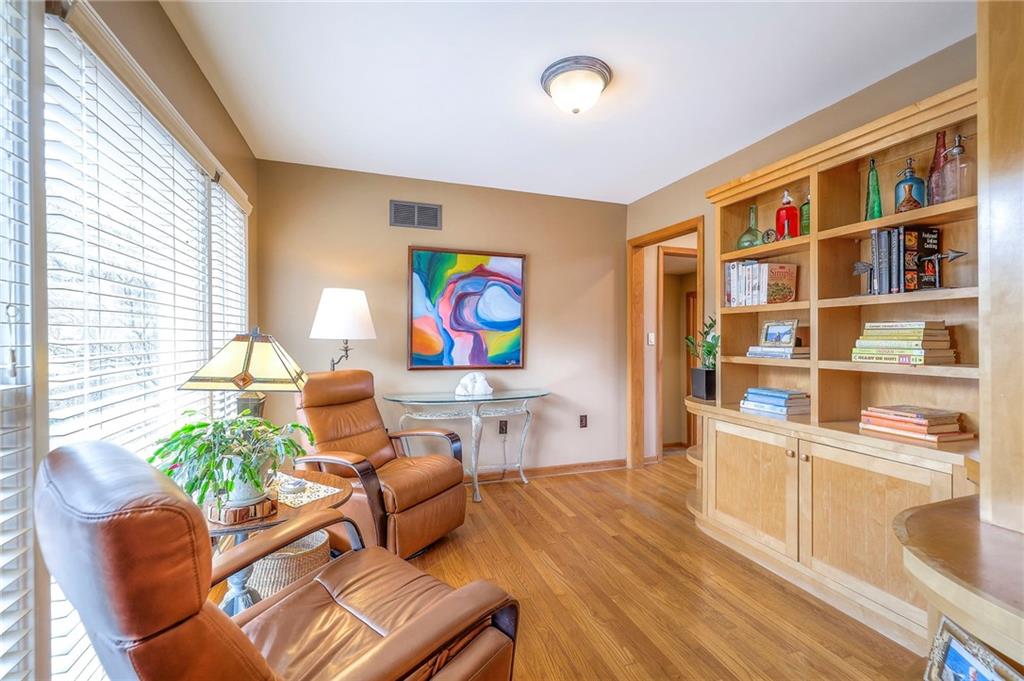 806 West Red Bridge Road Kansas City, MO 64114 - Photo 14 of 50
