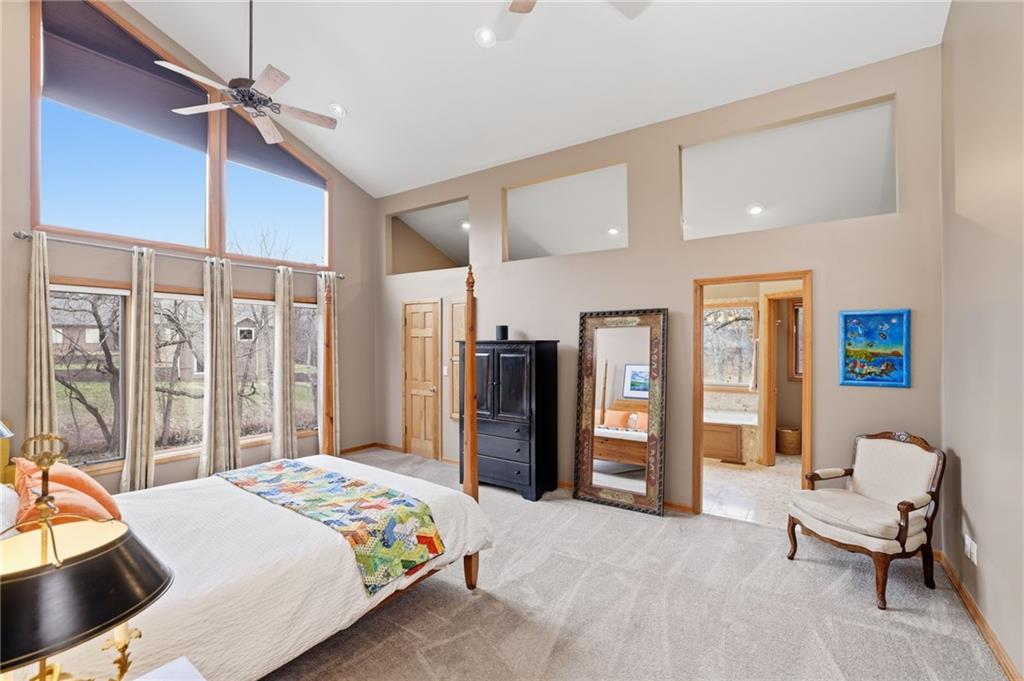 806 West Red Bridge Road Kansas City, MO 64114 - Photo 15 of 50