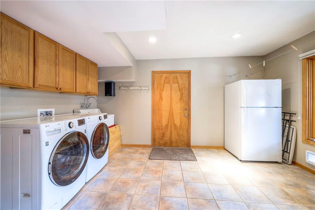 806 West Red Bridge Road Kansas City, MO 64114 - Photo 32 of 50