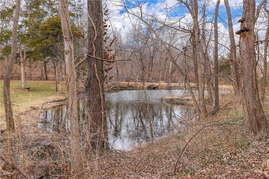 806 West Red Bridge Road Kansas City, MO 64114 - Photo 40 of 50