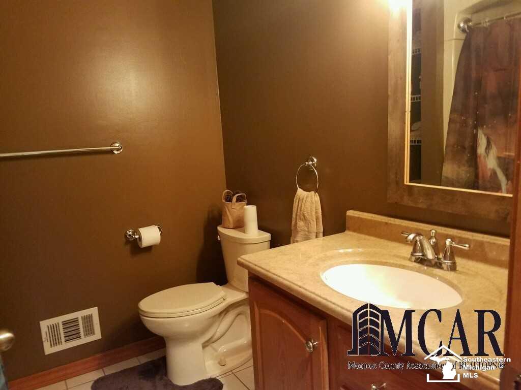 3200 Reinhardt Road Monroe, MI 48162 - Photo 29 of 39 21483440-28.JPG