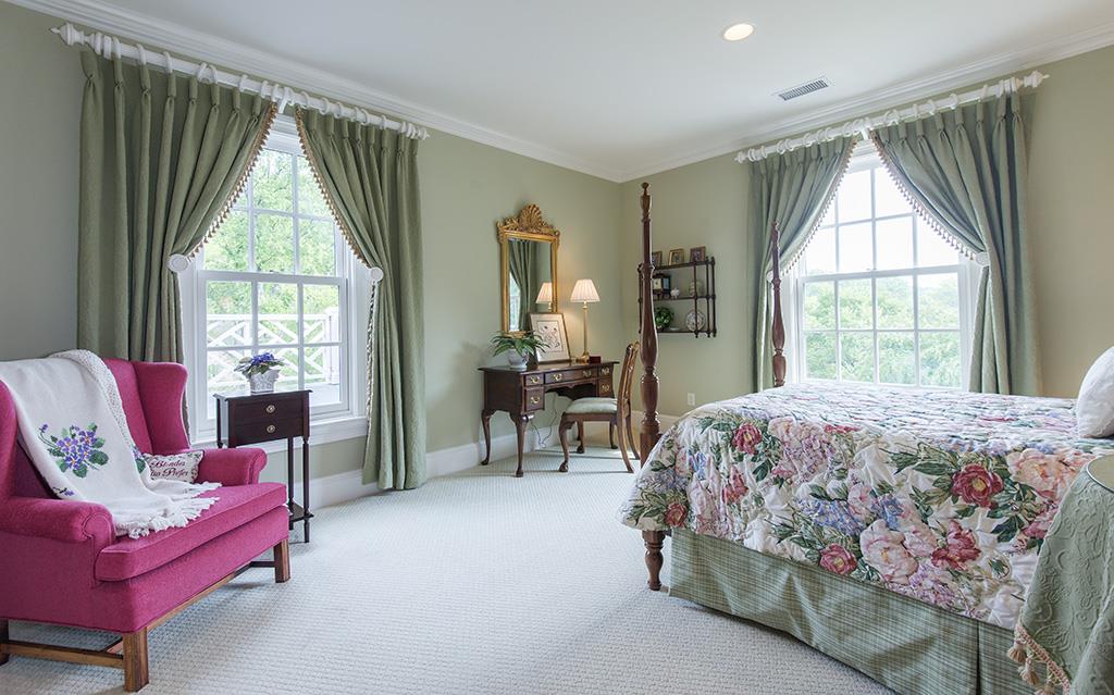 3610 Trimble Road Nashville, TN 37215 - Photo 20 of 29 Bedroom #3 - Private Bath with Walk-in Closet