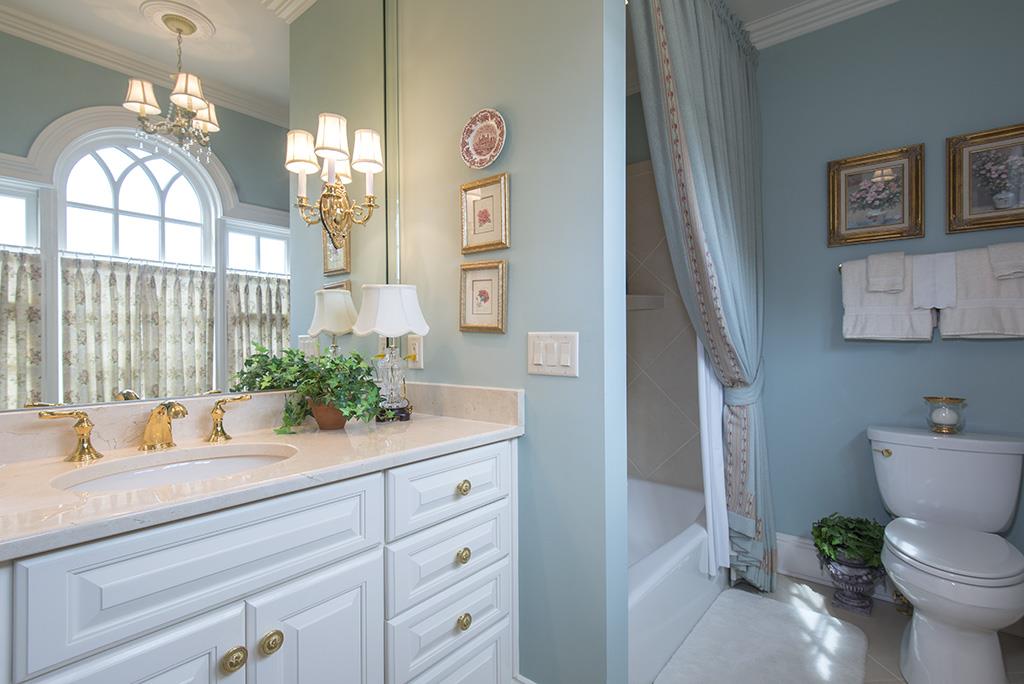 3610 Trimble Road Nashville, TN 37215 - Photo 22 of 29 Private Bath - Walk-in Closet