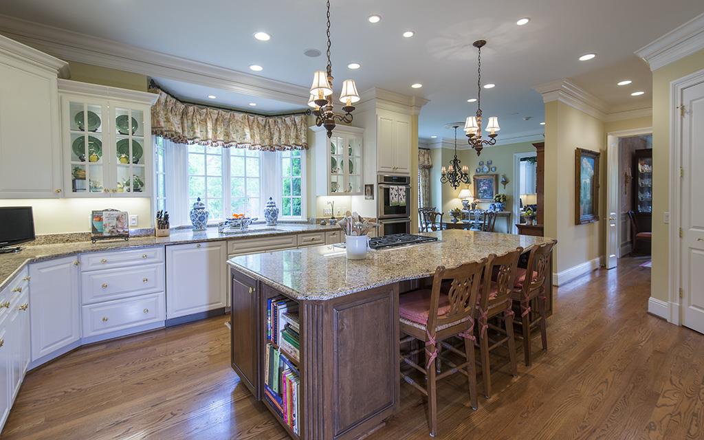 3610 Trimble Road Nashville, TN 37215 - Photo 9 of 29 Chef’s Kitchen with adjacent informal Dining Room