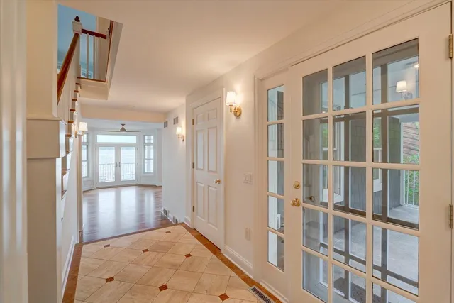 $2,400,000 | 5511 Mendota Drive, Middleton, WI 53562