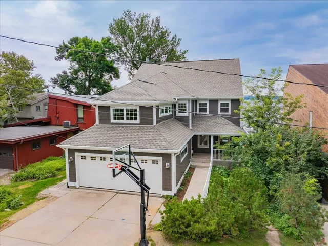 $2,400,000 | 5511 Mendota Drive, Middleton, WI 53562