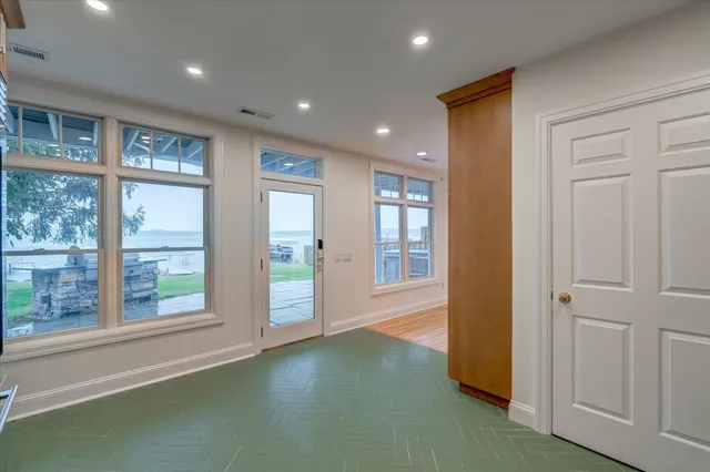 $2,400,000 | 5511 Mendota Drive, Middleton, WI 53562