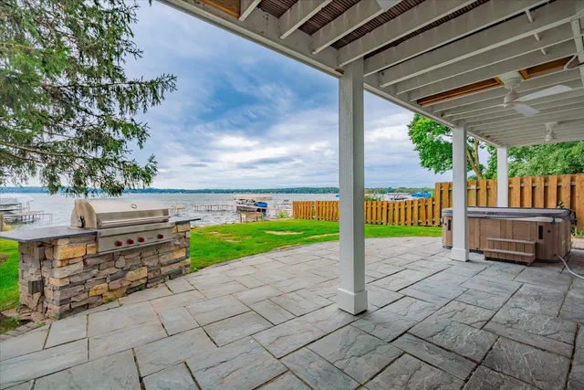 $2,400,000 | 5511 Mendota Drive, Middleton, WI 53562