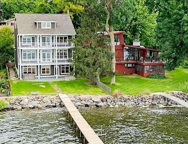 $2,400,000 | 5511 Mendota Drive, Middleton, WI 53562